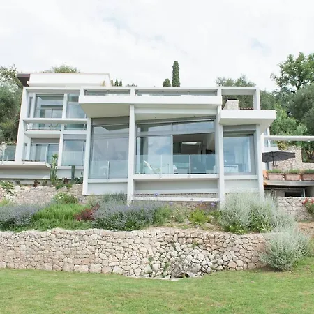 Amazing Modern In